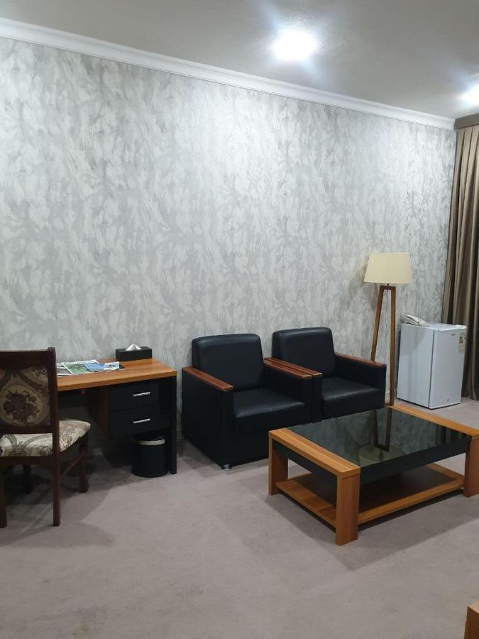Zarafshan Grand Hotel Malik Buitenkant foto