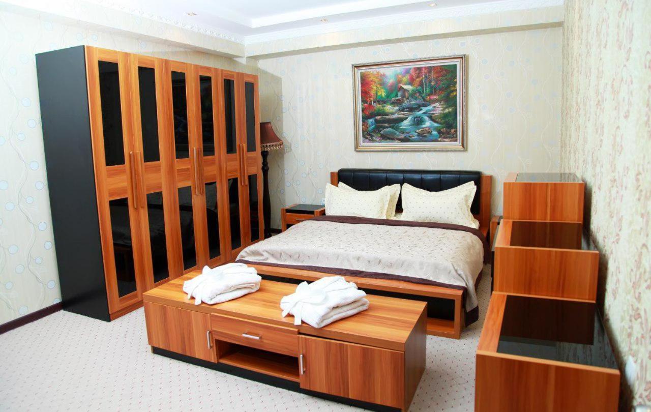 Zarafshan Grand Hotel Malik Buitenkant foto
